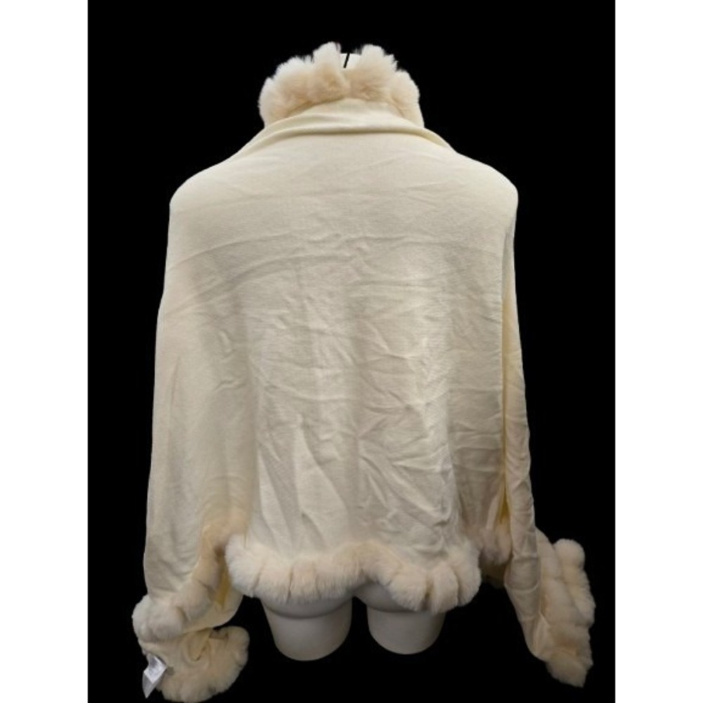 NWT La Fiorentina Wrap With Faux Fur Bone Color One Size - Picture 2 of 5
